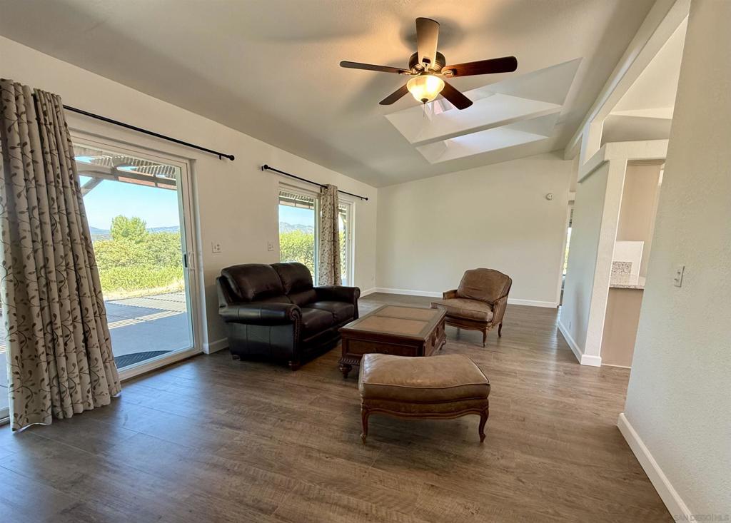 32137 Cerrada Del Coyote Property Photo 9