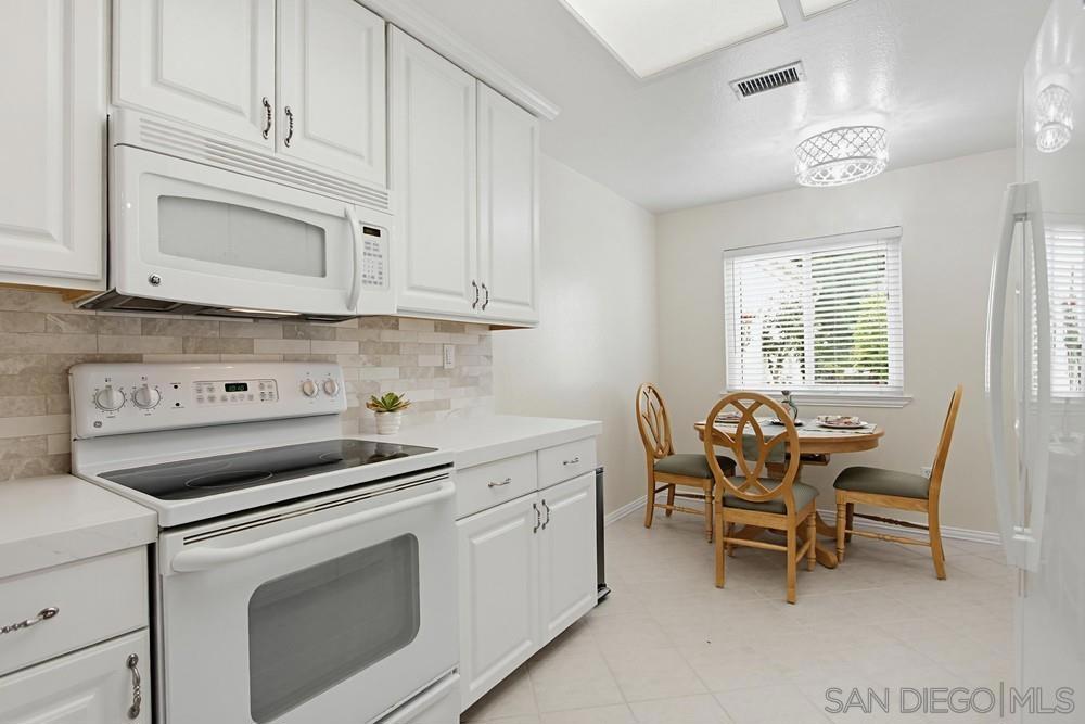 29549 Circle R Greens Dr. Property Photo 19