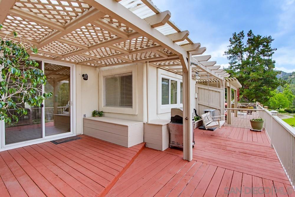 29549 Circle R Greens Dr. Property Photo 43