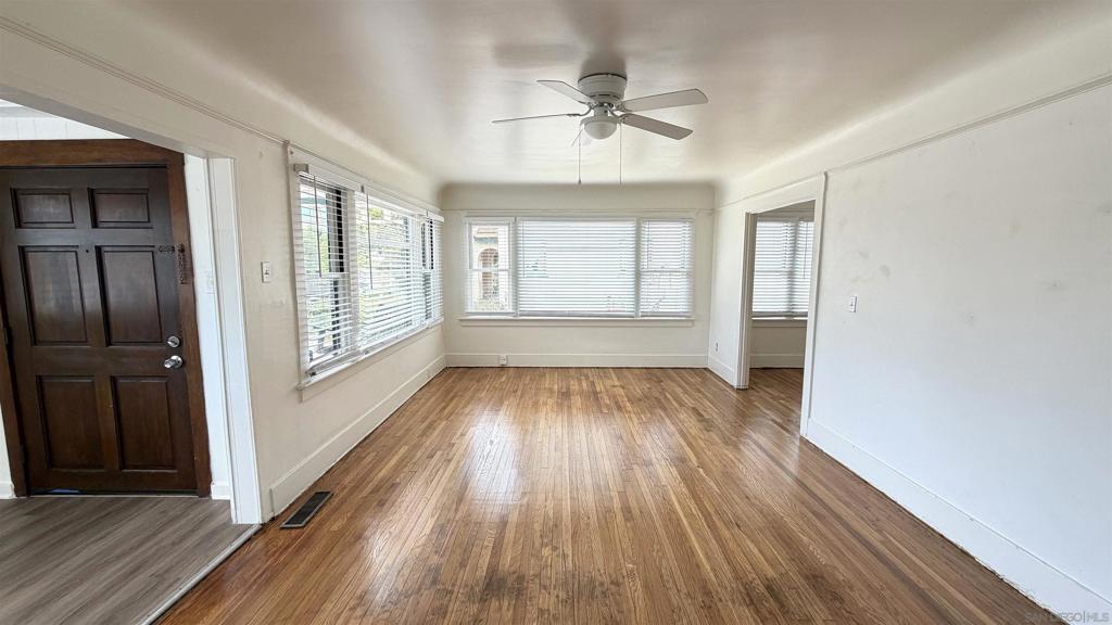 802 6 Sutter Street Property Photo 6