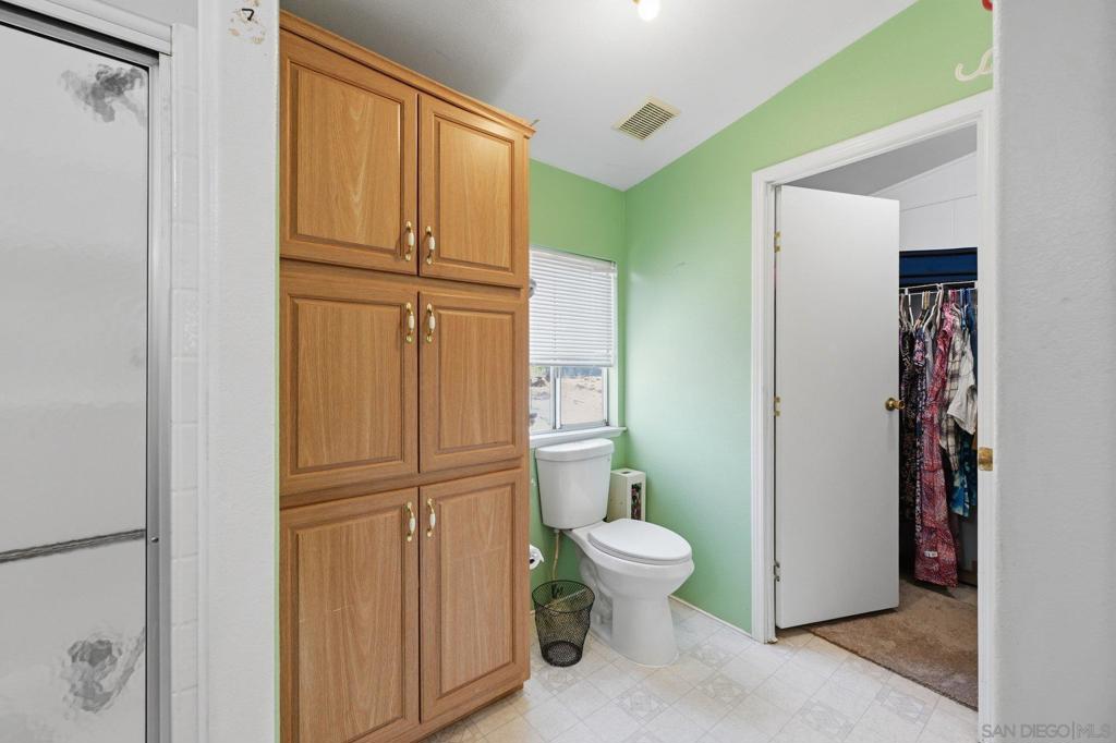 28239 Hell Creek Road Property Photo 23