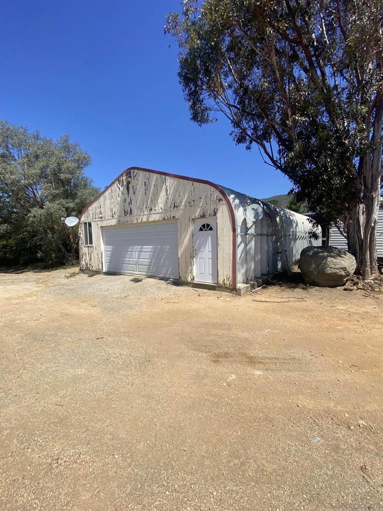 28239 Hell Creek Road Property Photo 29