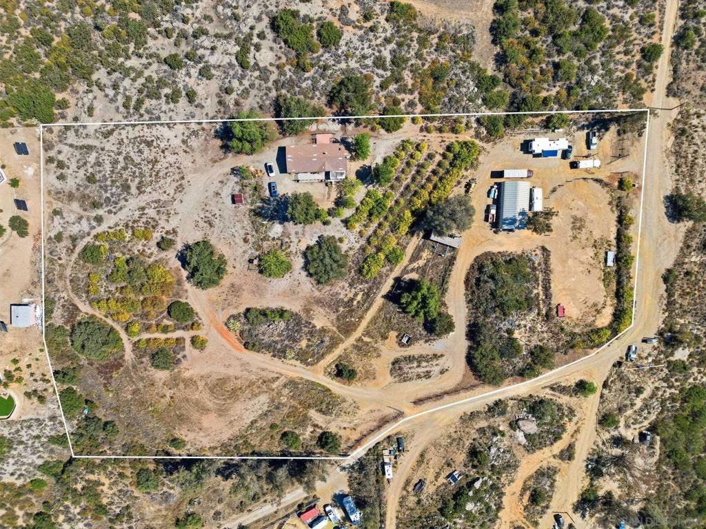 28239 Hell Creek Road Property Photo 36