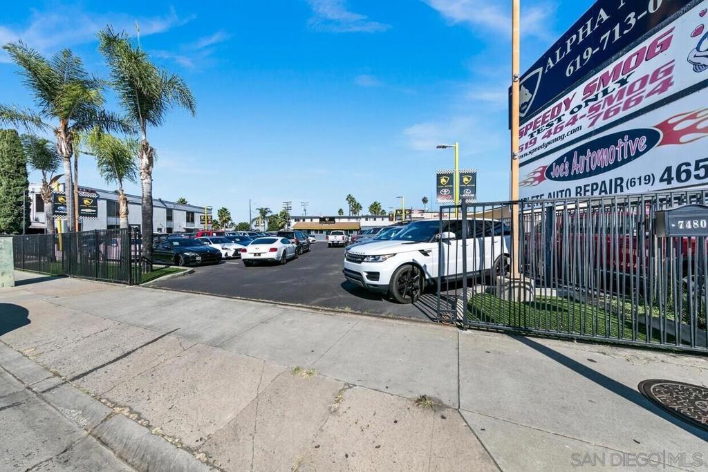 7480 El Cajon Blvd Property Photo 8