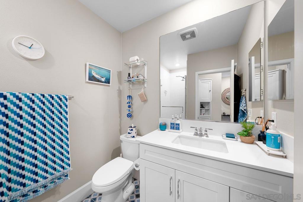810 Santa Barbara Place Property Photo 15