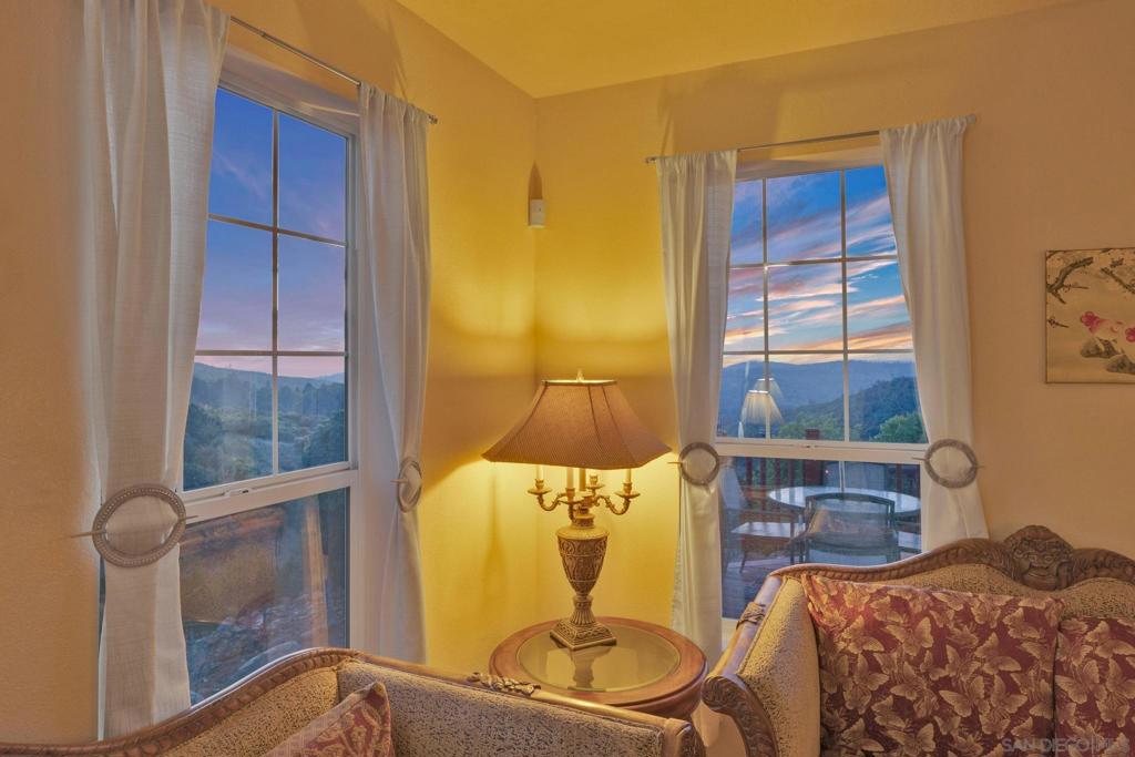 16913 Harrison Park Trl Property Photo 6