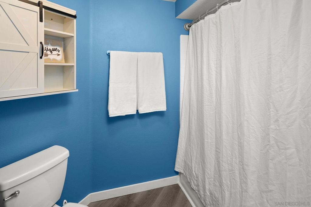 680 Camino De La Reina 2406 Property Photo 15