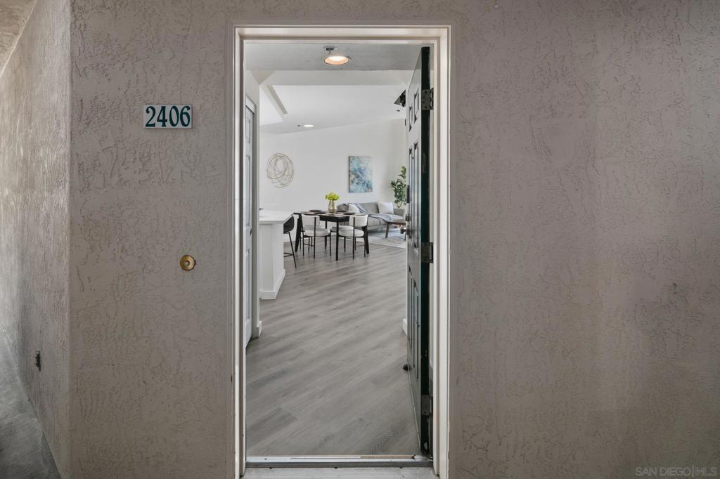 680 Camino De La Reina 2406 Property Photo 25