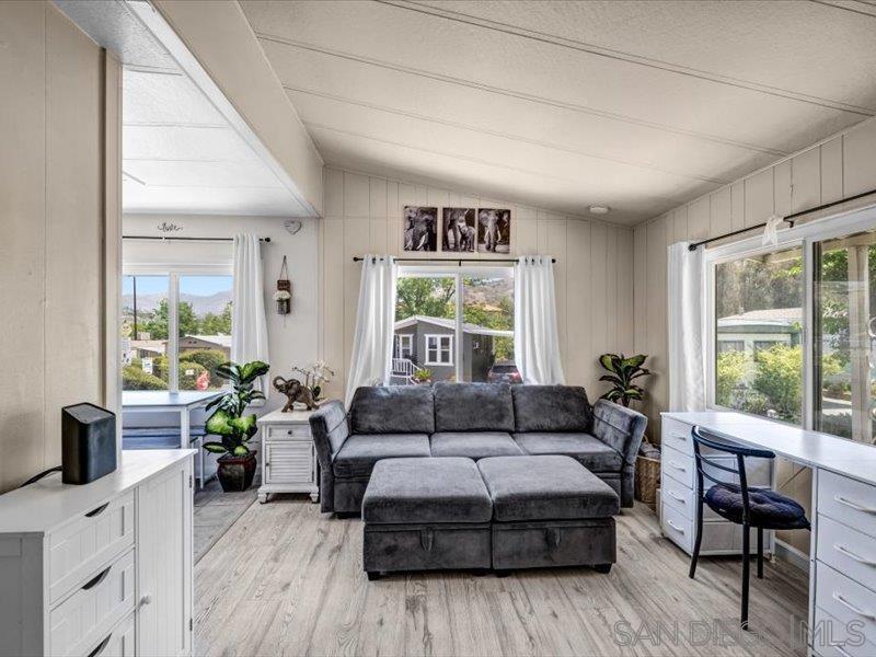 14291 Rios Canyon Rd 13 Property Photo 6