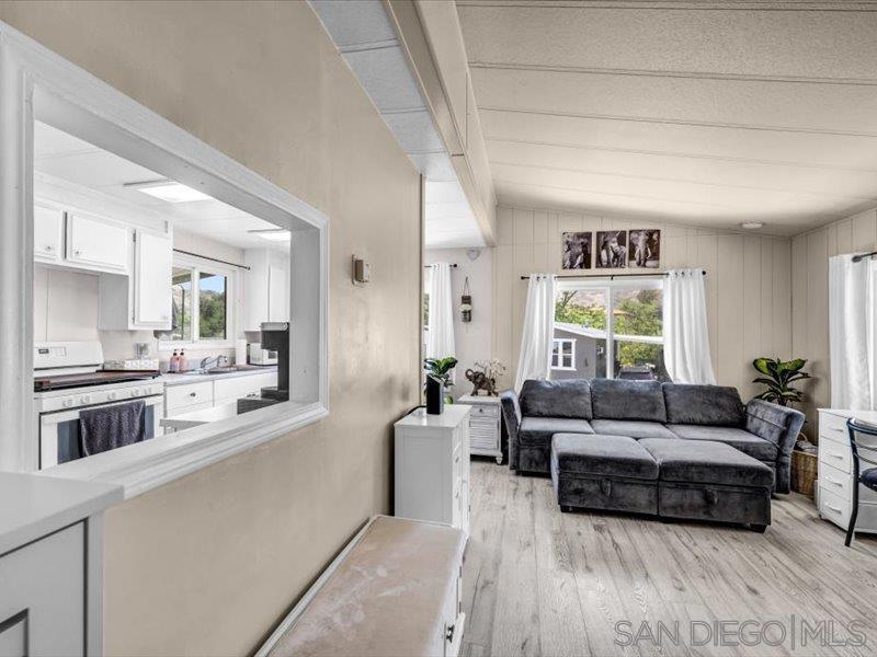 14291 Rios Canyon Rd 13 Property Photo 8
