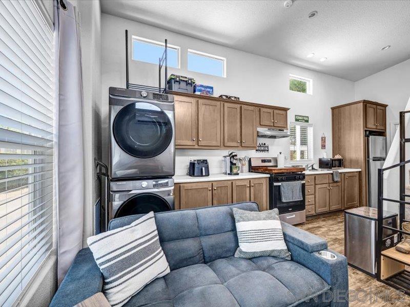 14291 Rios Canyon Rd 3 Property Photo 9