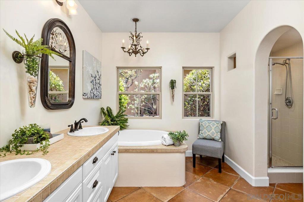 8459 Run Of The Knolls Property Photo 32