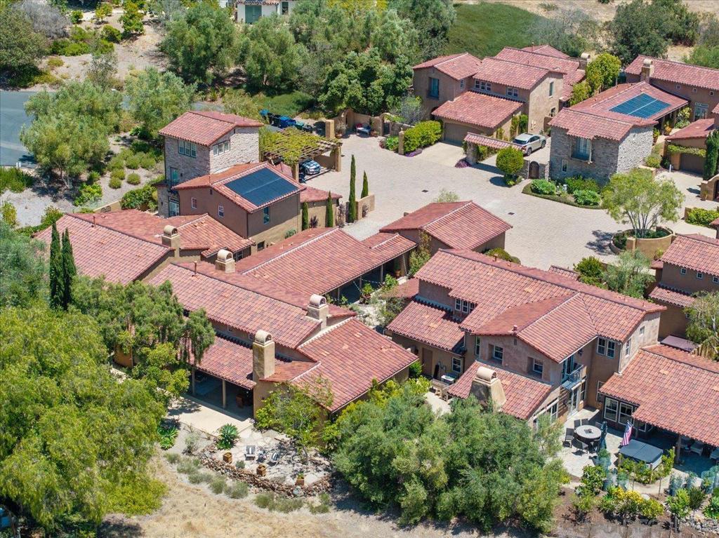 8459 Run Of The Knolls Property Photo 41