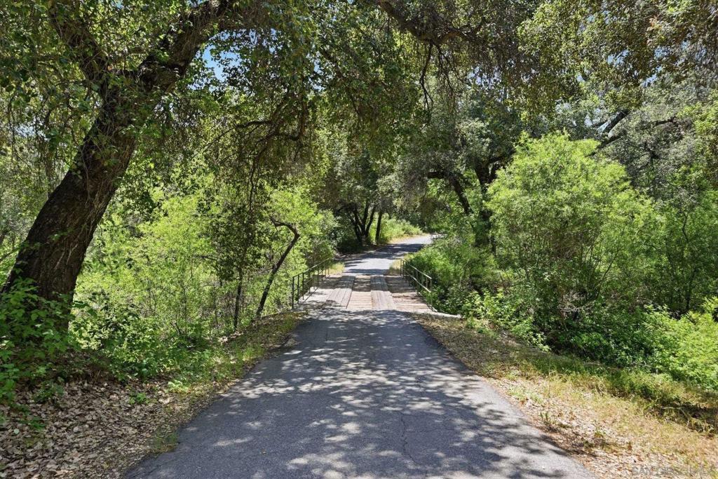 9474 Black Mountain Truck Trail Property Photo 4