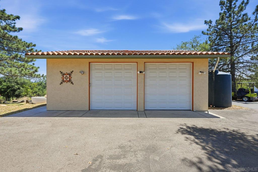 9474 Black Mountain Truck Trail Property Photo 29