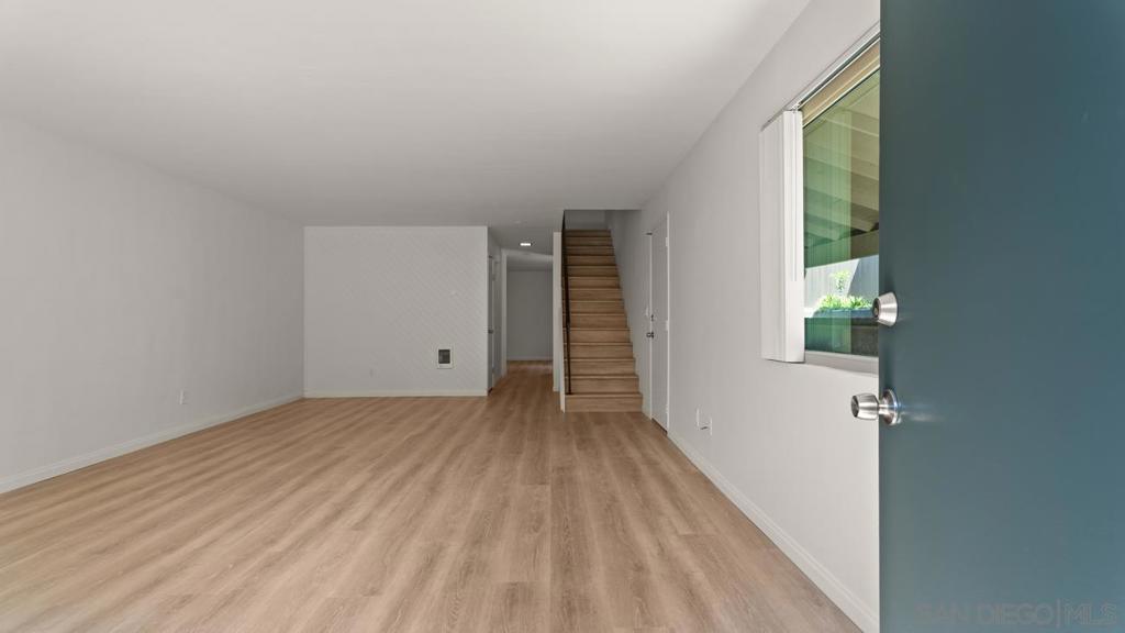 7806 Camino Tranquilo Property Photo 4