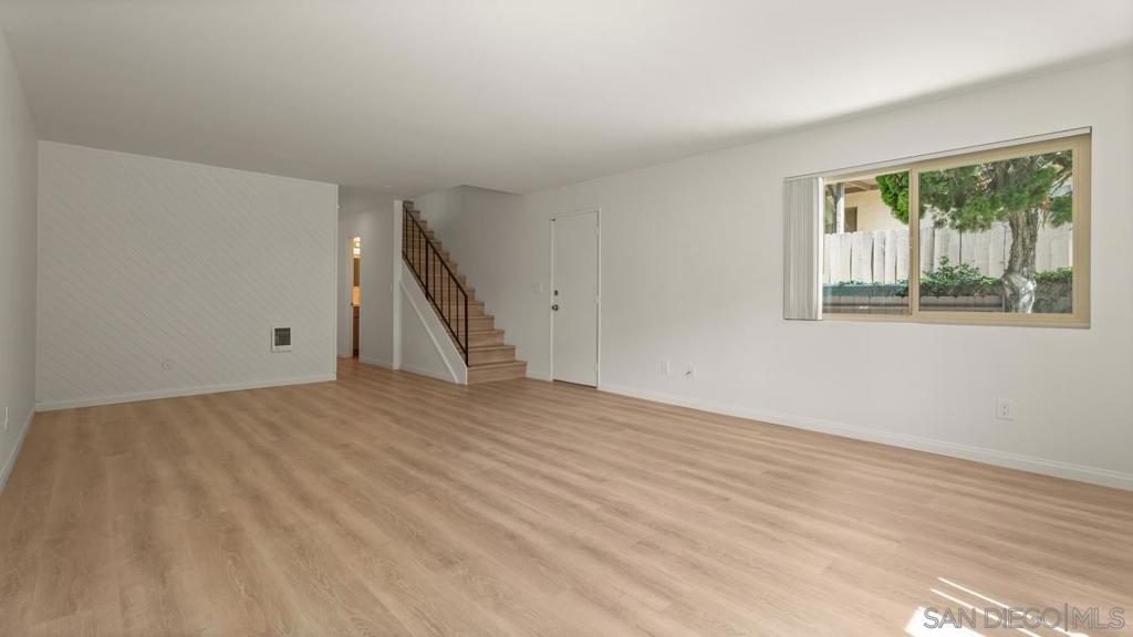 7806 Camino Tranquilo Property Photo 8