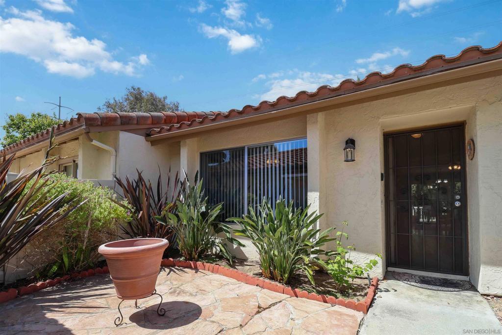 1757 Pleasantdale Property Photo 4