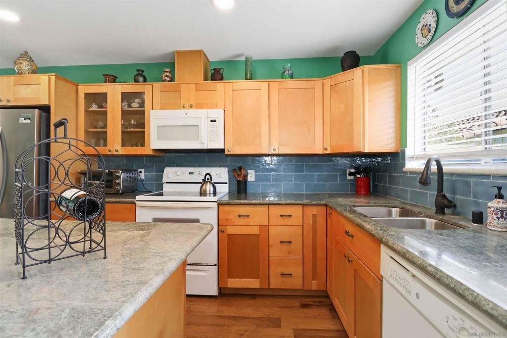 1757 Pleasantdale Property Photo 10