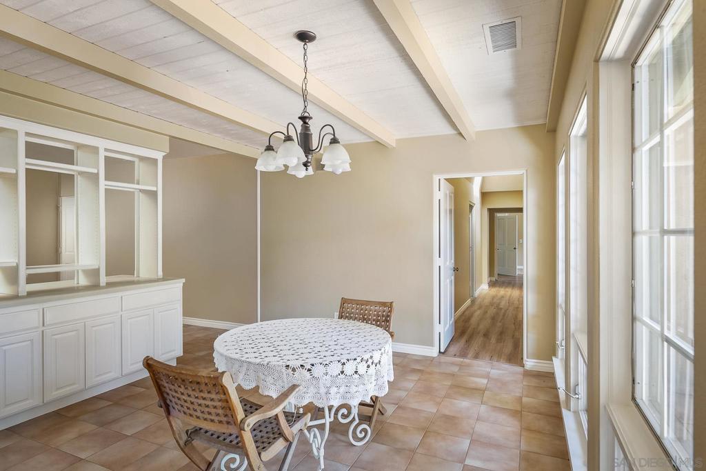31973 Runway Drive Property Photo 6