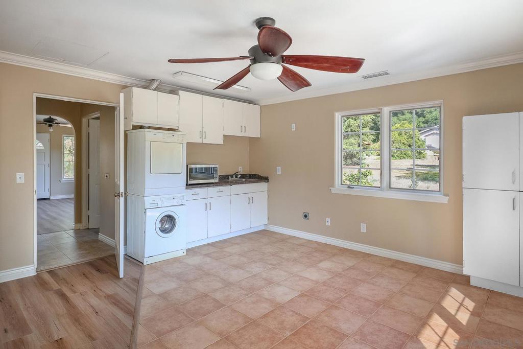 31973 Runway Drive Property Photo 15