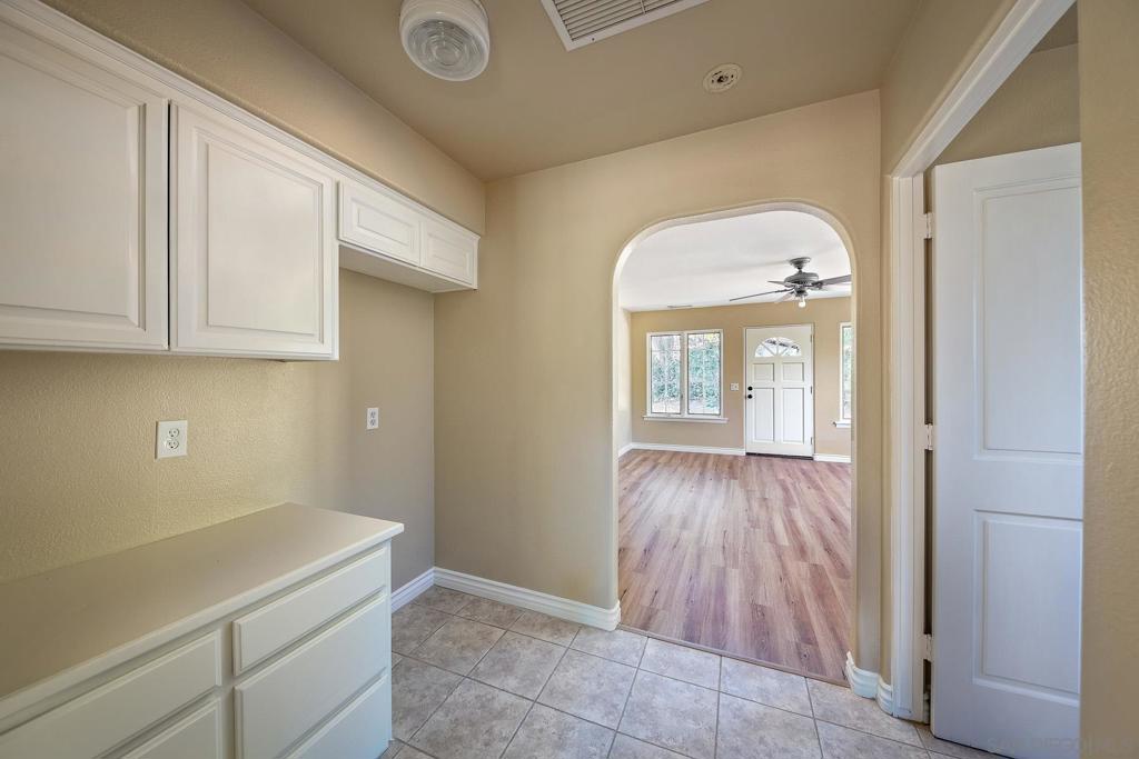 31973 Runway Drive Property Photo 17