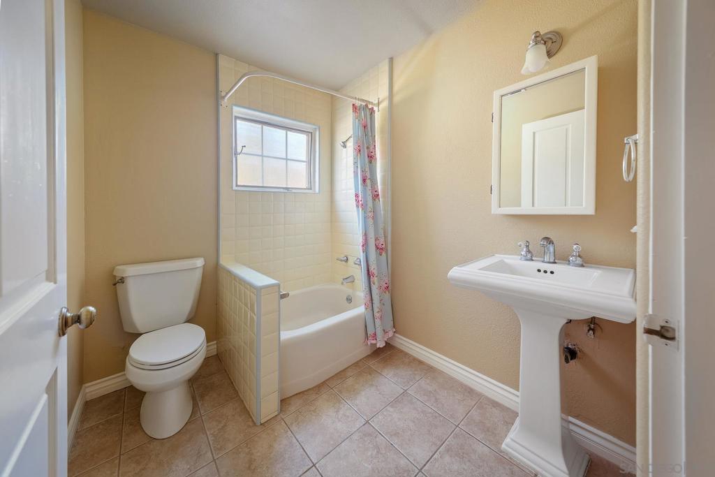 31973 Runway Drive Property Photo 18