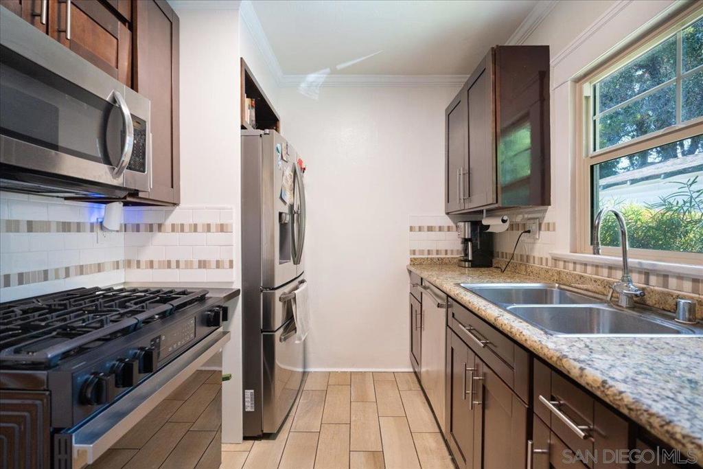 3710 3712 Louisiana Property Photo 13