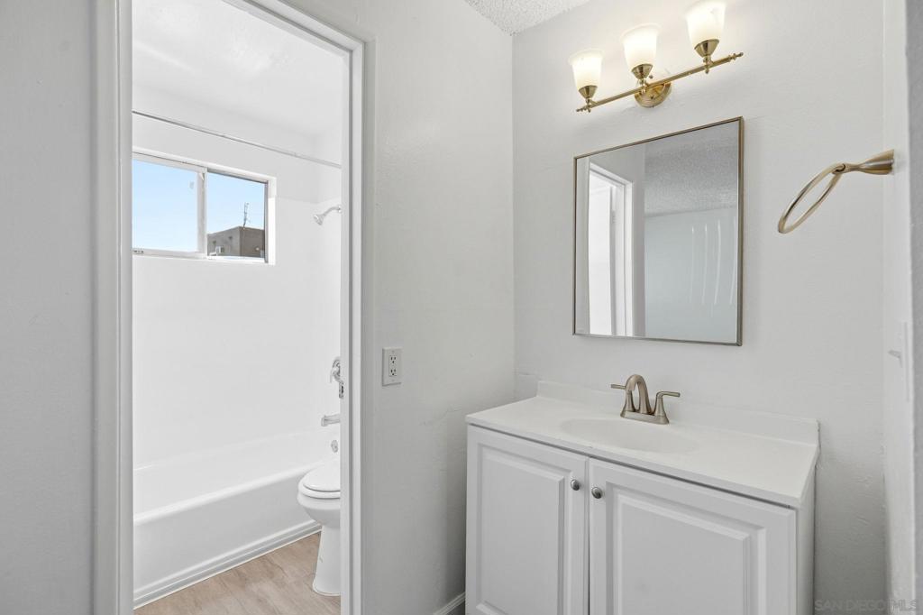4881 Rolando Court Property Photo 11
