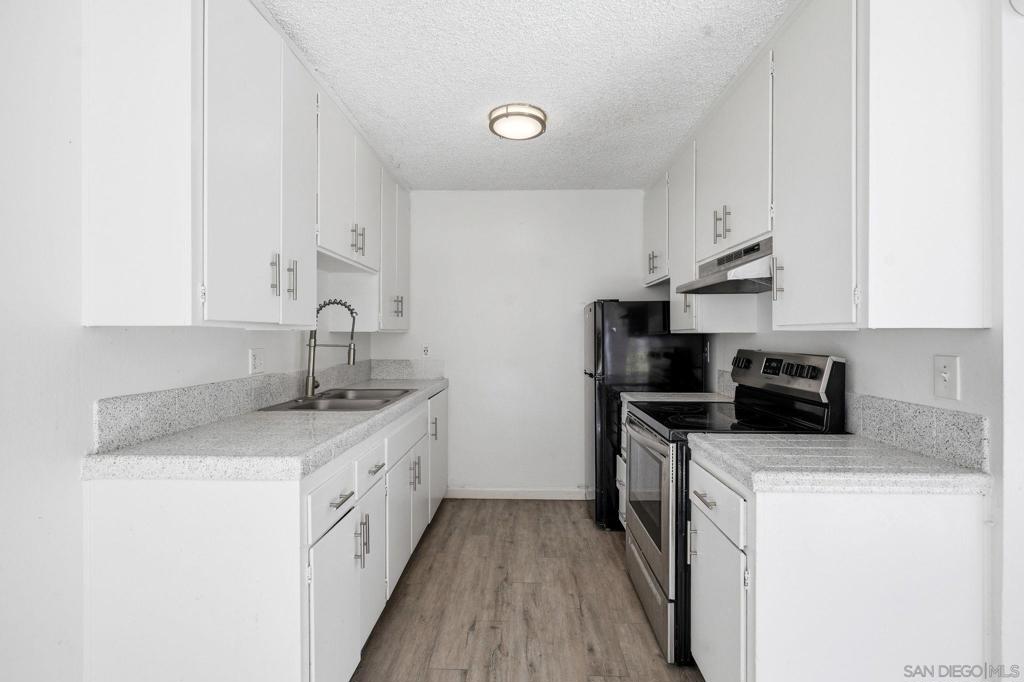 4881 Rolando Court Property Photo 12