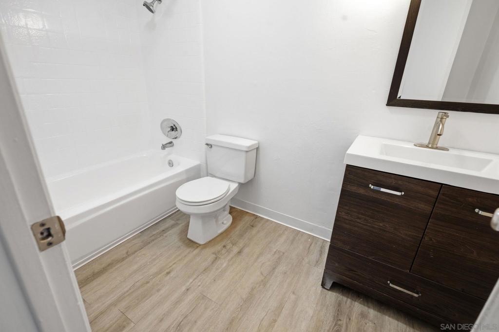 4881 Rolando Court Property Photo 13
