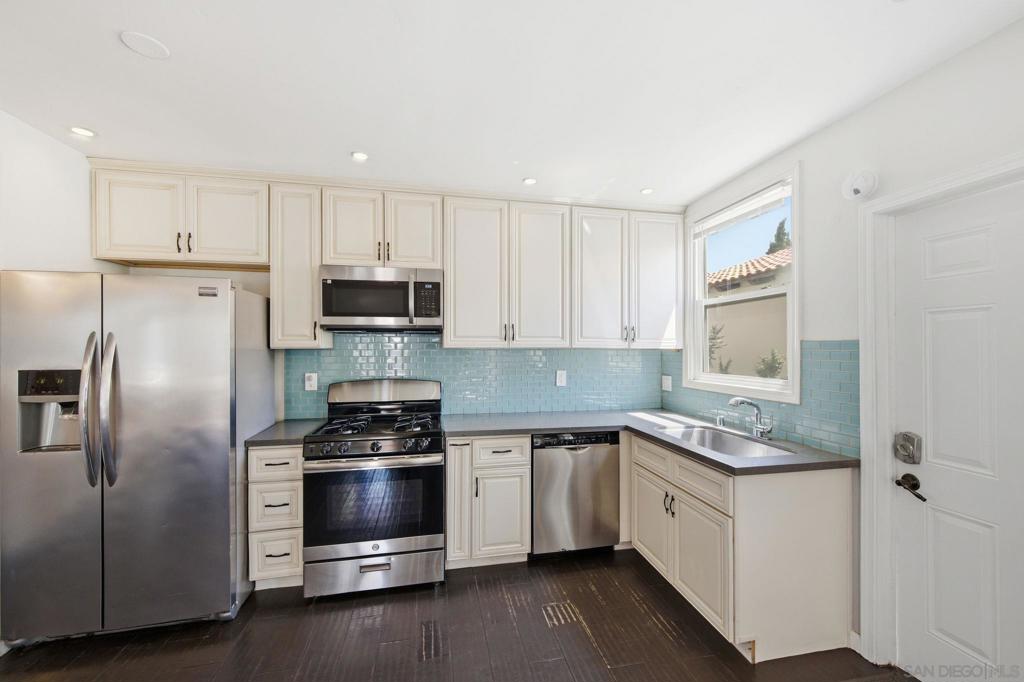 722 724 Balboa Property Photo 6