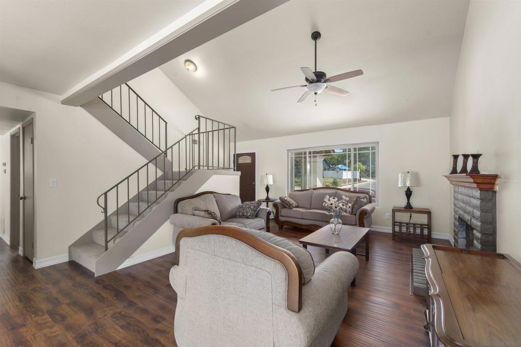 260012728SD Property Photo 6