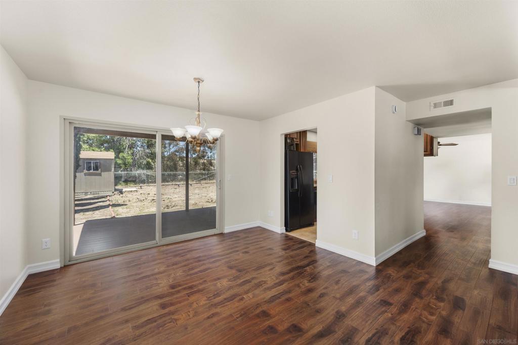 260012728SD Property Photo 10