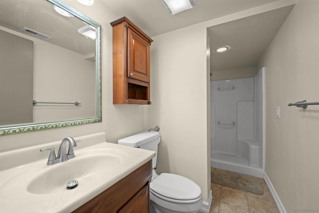 260012728SD Property Photo 16