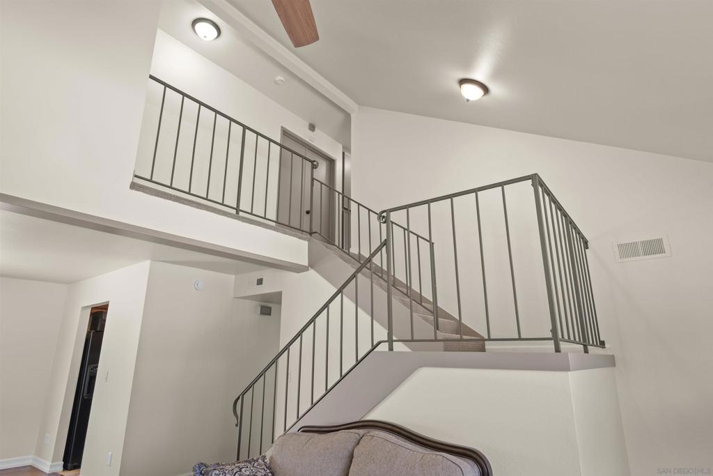 260012728SD Property Photo 17
