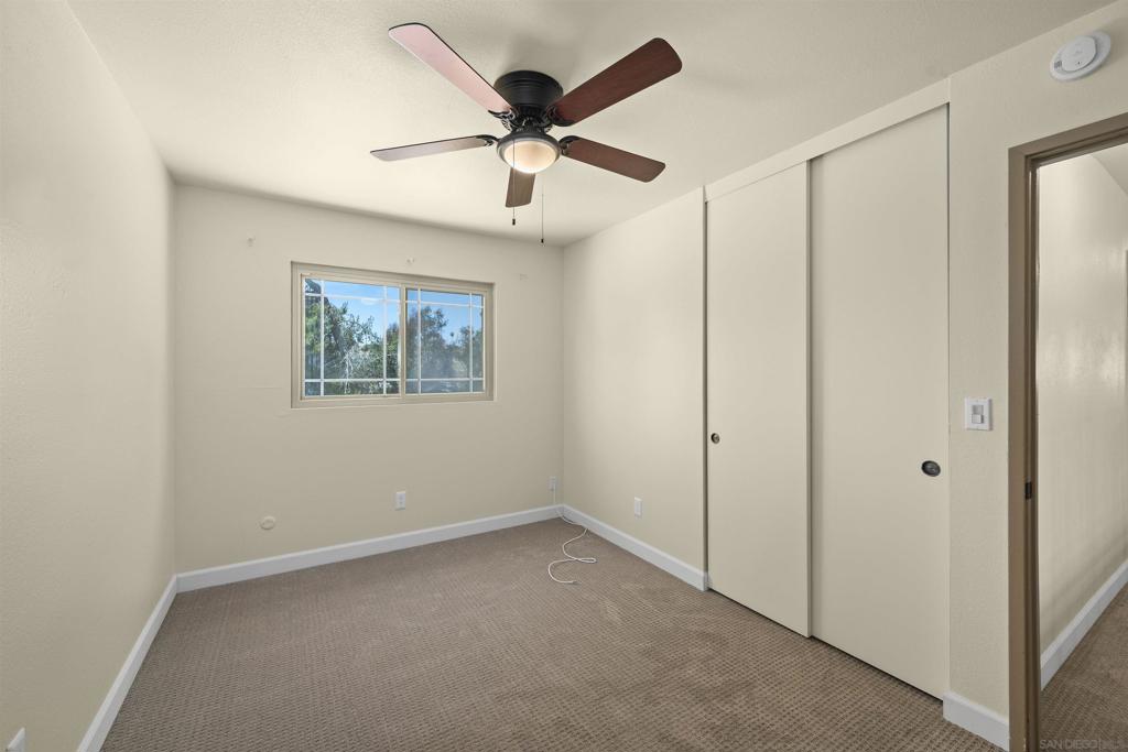 260012728SD Property Photo 23