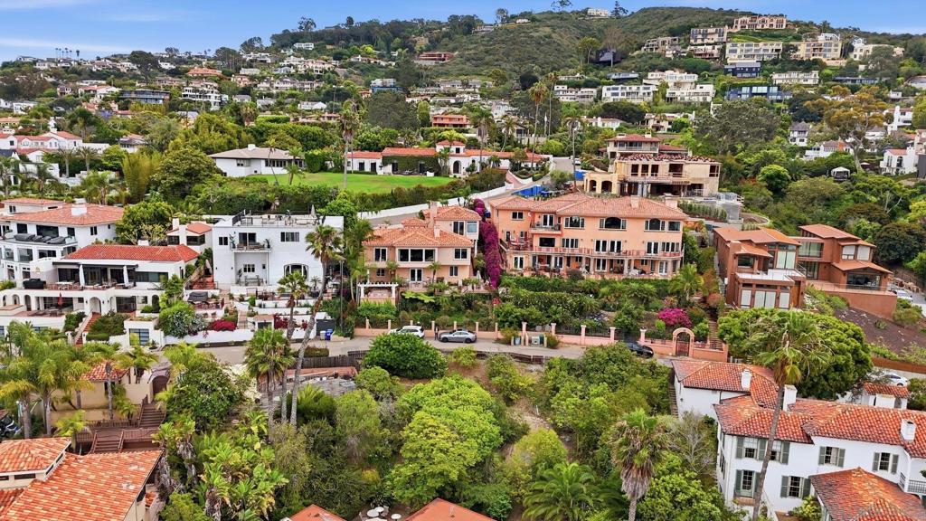 1822 Amalfi St. Property Photo 11