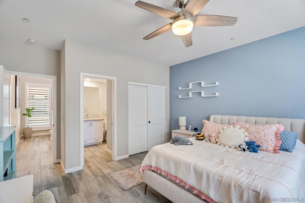 260012742SD Property Photo 26