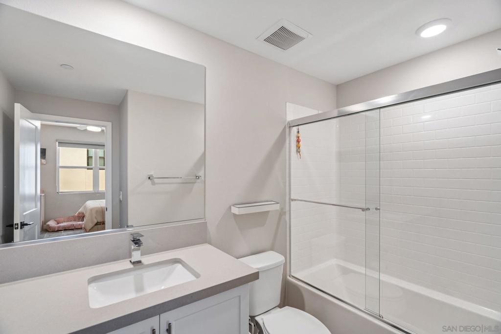 260012742SD Property Photo 27