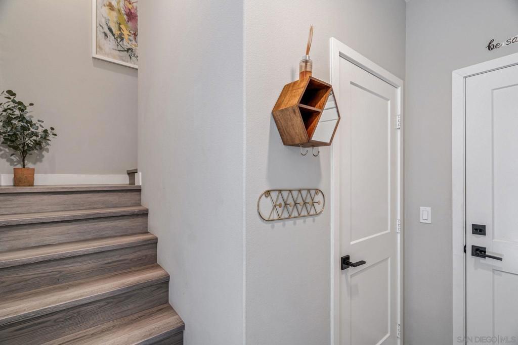260012742SD Property Photo 29