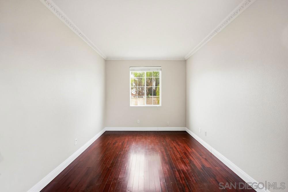 23531 Hobart Ct Property Photo 7