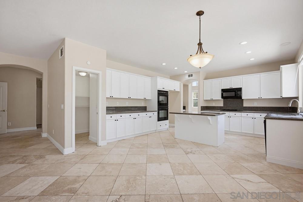 23531 Hobart Ct Property Photo 17