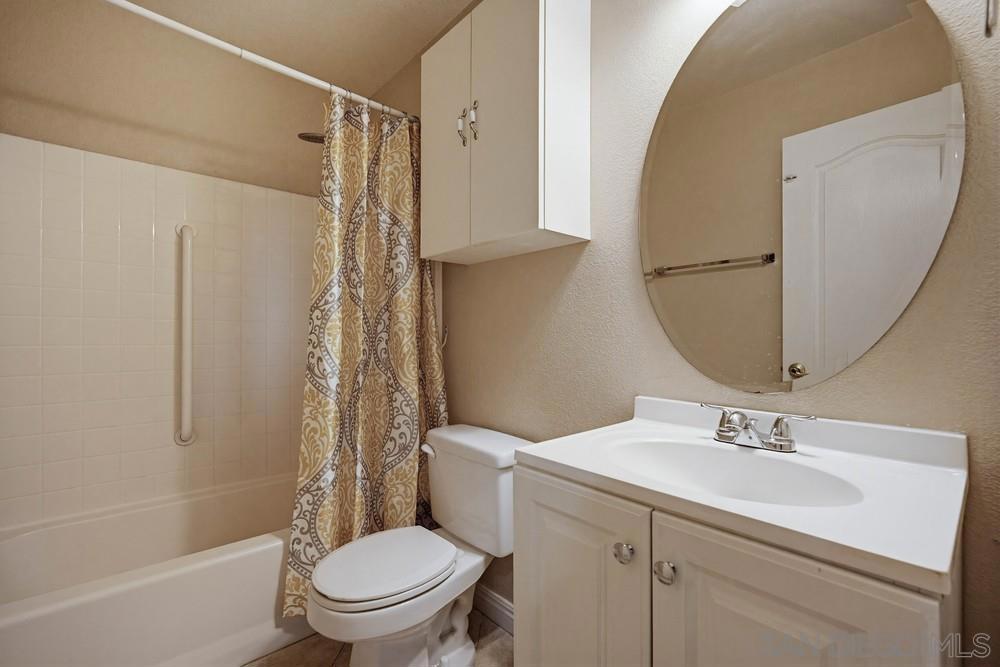 23531 Hobart Ct Property Photo 25