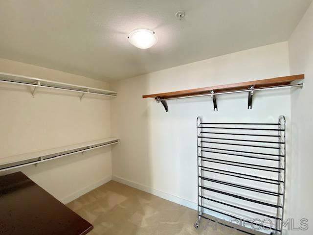 325 7th 2102 Property Photo 17