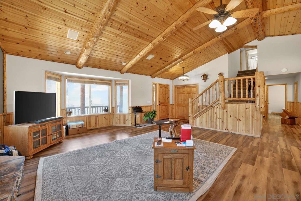 1636 Malabar Wy Property Photo 4