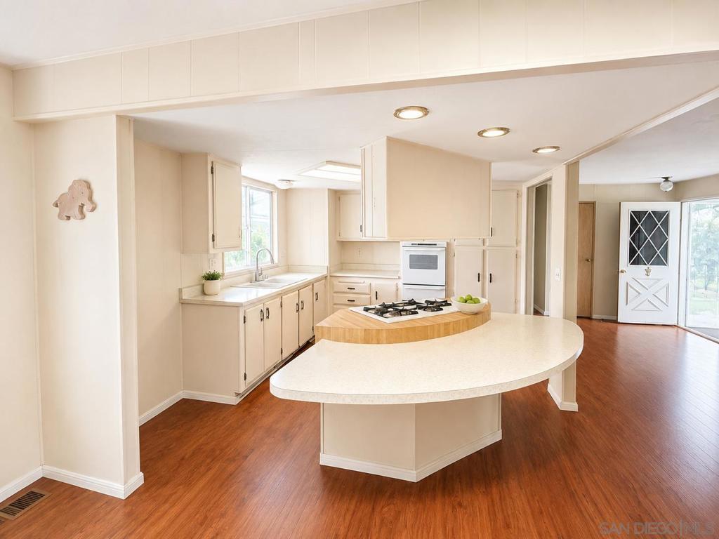 38155 Via Taffia Property Photo 2