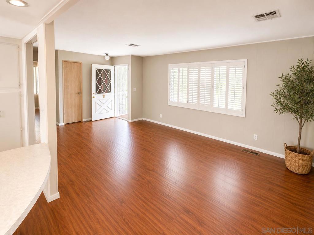 38155 Via Taffia Property Photo 3