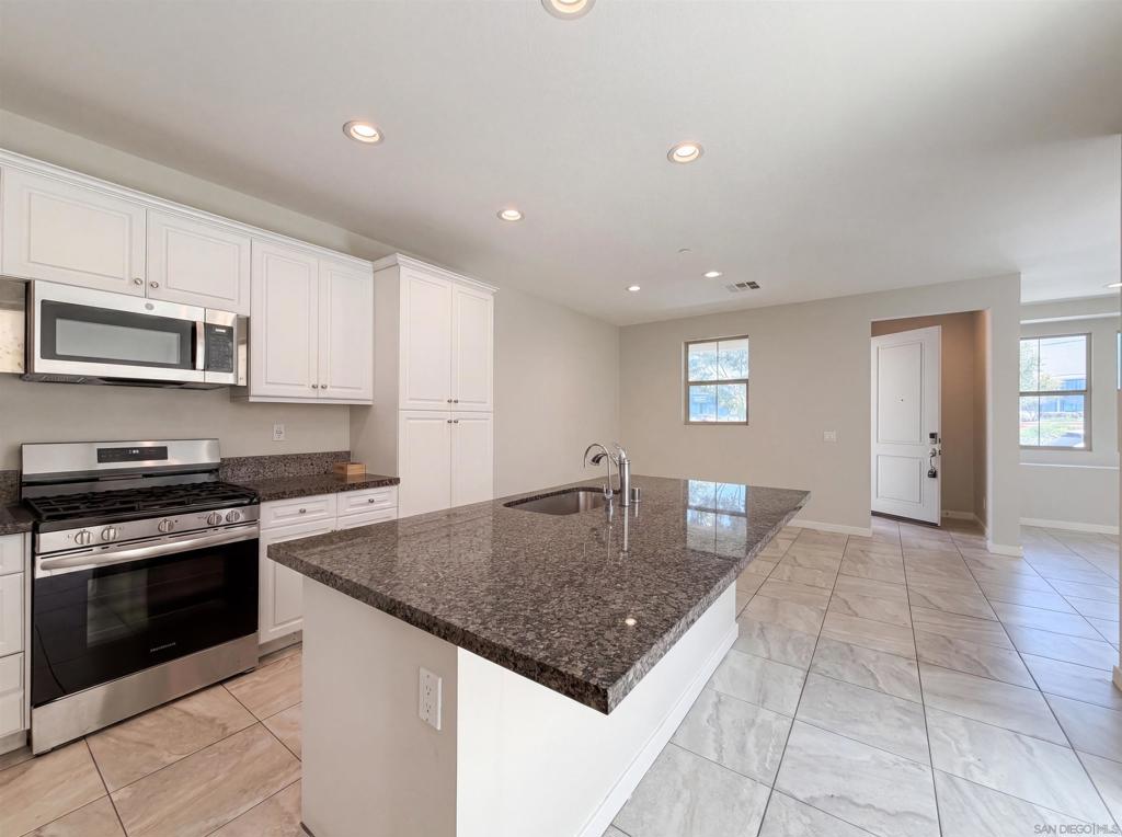 1170 Camino Prado Property Photo 7