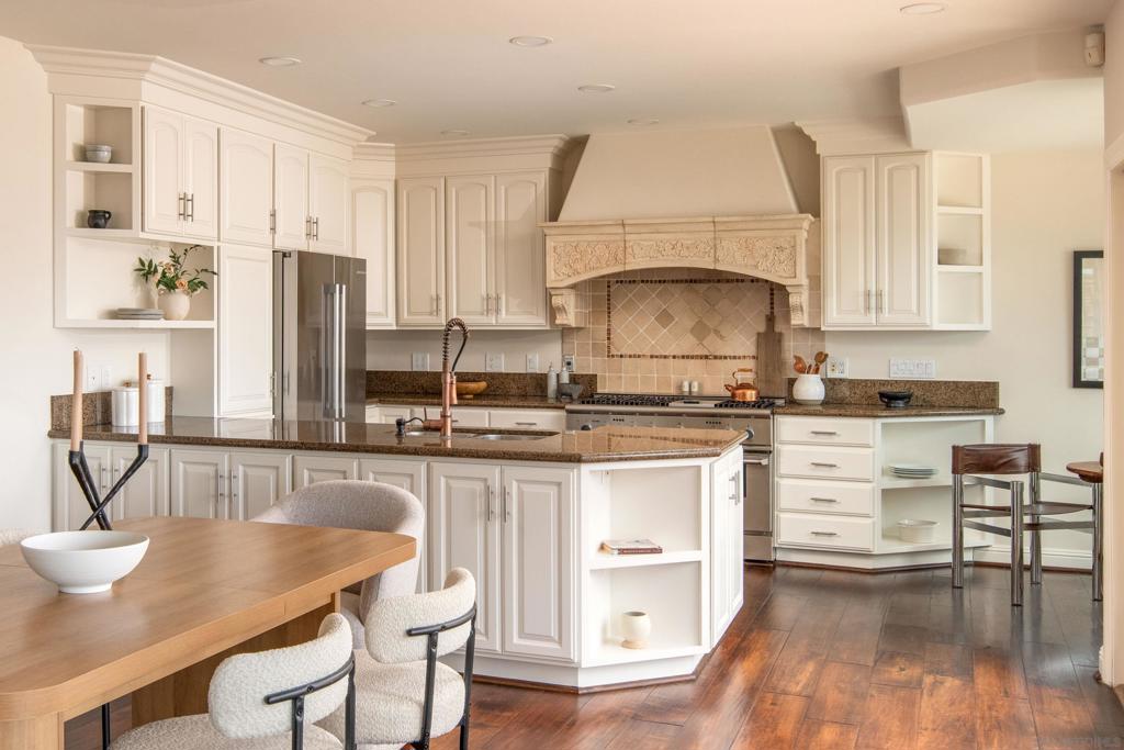 874 Harbor View W Property Photo 18